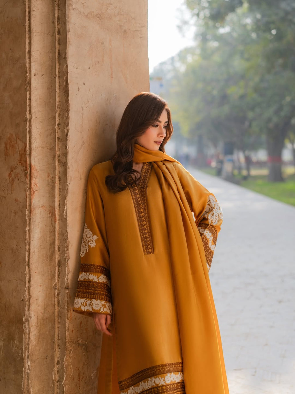 Mahveen Embroidered 3pc Abeeha Collection