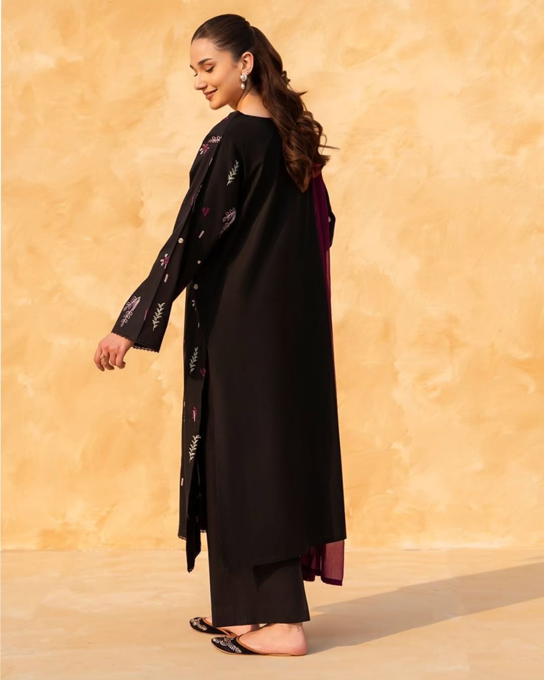 Black Aura Embroidered 2Pc Abeeha Collection