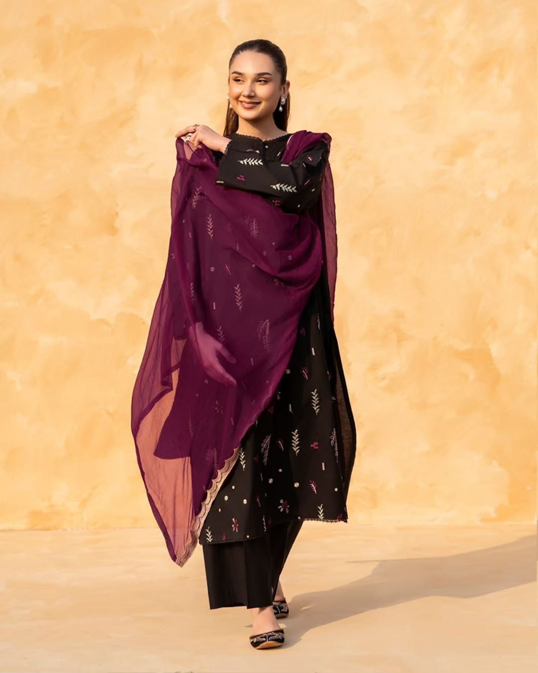 Black Aura Embroidered 2Pc Abeeha Collection